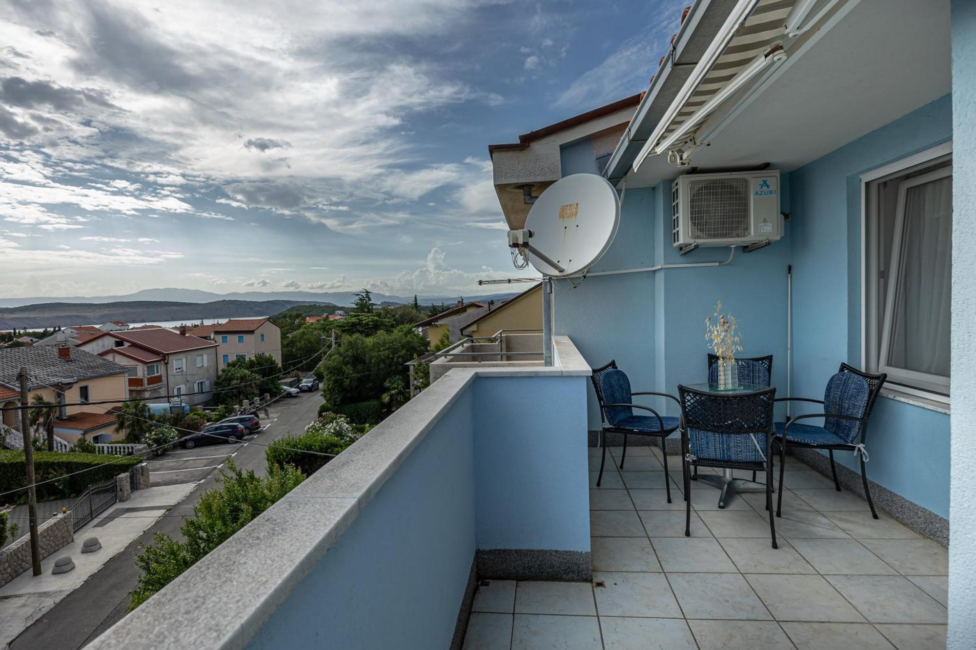 Navy Apartments Jadranovo Eksteriør billede